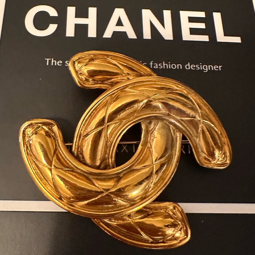 Chanel XL Matalasse Brooch 100% Authrentic and 100% Stunning